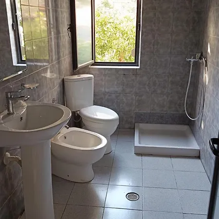 Apartment Eni Tirana