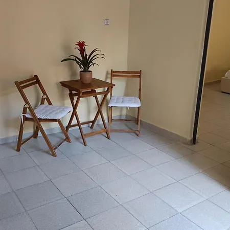 Eni Apartment *